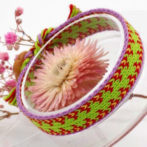 Kevadiselt roheline käepael Karksi mustriga